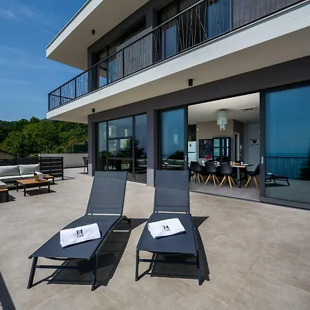 The View * Опатия