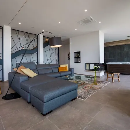 The View * Опатия