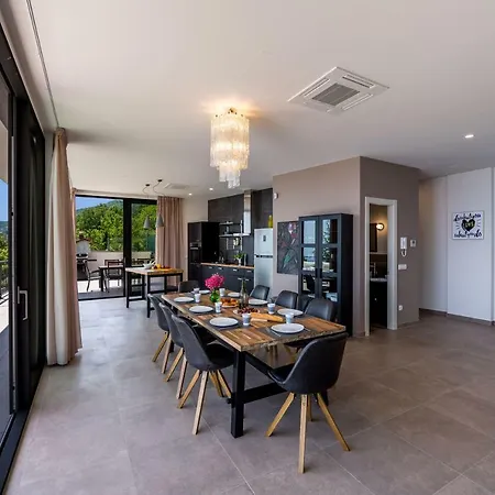 The View Вилла Опатия